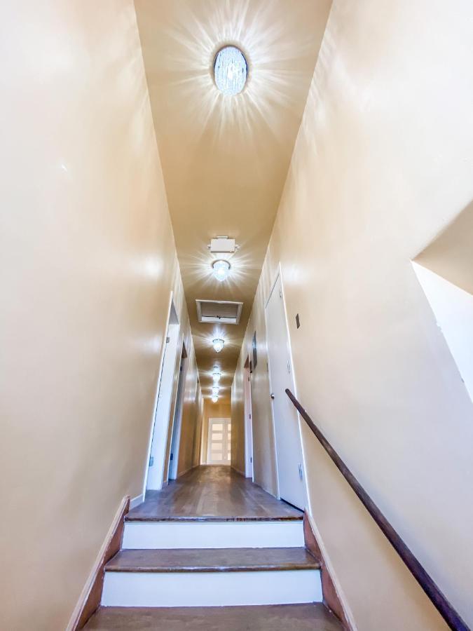 Island Girl Spa + Bed And Breakfast Los Angeles Exterior photo